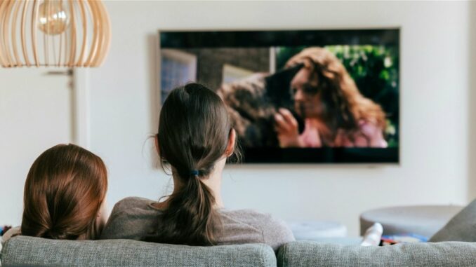 Descubre 9 páginas web para ver películas y series de manera gratuita en 2024