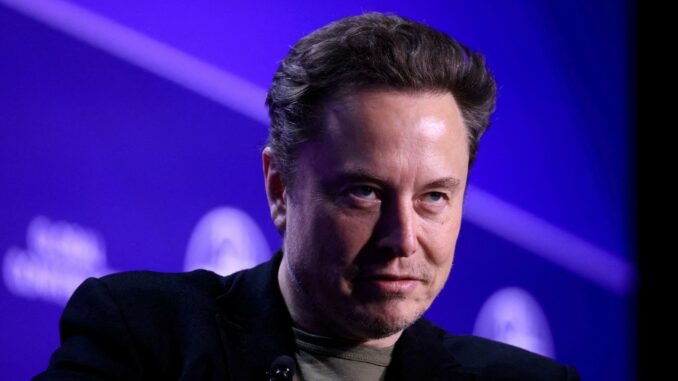 Elon Musk admite el porno oficialmente en la red social X, la antigua Twitter