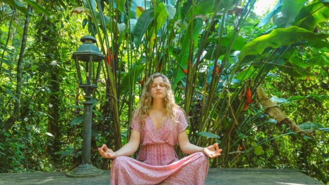 El lado oscuro de la meditación que los budistas ya conocían, pero tu influencer de cabecera no