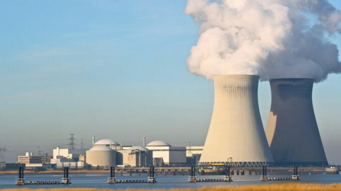 La inteligencia artificial de Google requiere tanta energía que la compañía va a usar reactores nucleares