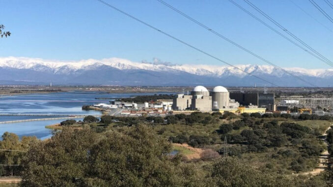 Foro Nuclear advierte sobre el impacto del cierre de Almaraz porque es como intentar hacer funcionar un horno sin electricidad: mala idea