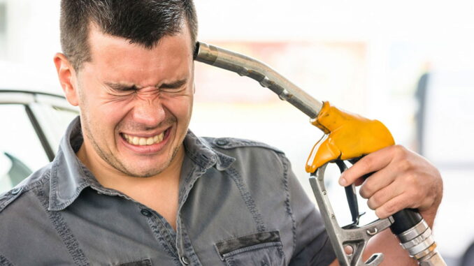 Qué pasa si mezclas AdBlue con diésel o gasolina