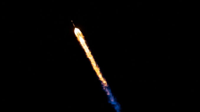 Los vuelos de este país han tenido que retrasarse por culpa de Elon Musk. Todo ha sido por los trozos de un cohete de SpaceX
