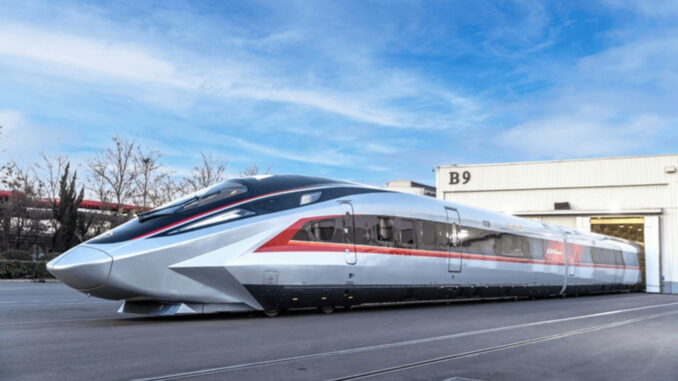 China quiere romper todos los récords con su nuevo tren bala. Nunca veremos algo igual en Extremadura