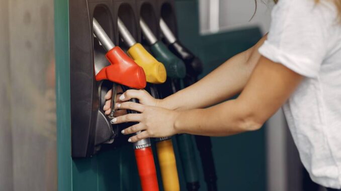 Un mecánico resuelve la duda: estos son los coches más baratos de usar y mantener (no son los diésel)